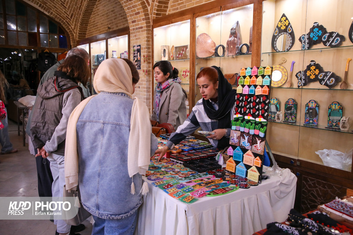 نمایشگاه مشاغل خرد و خانگی در سنندج/ عکاس: عرفان کرمی