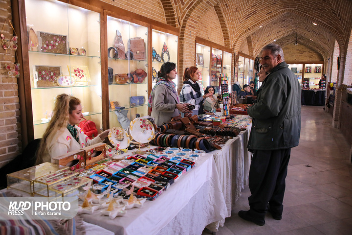 نمایشگاه مشاغل خرد و خانگی در سنندج/ عکاس: عرفان کرمی