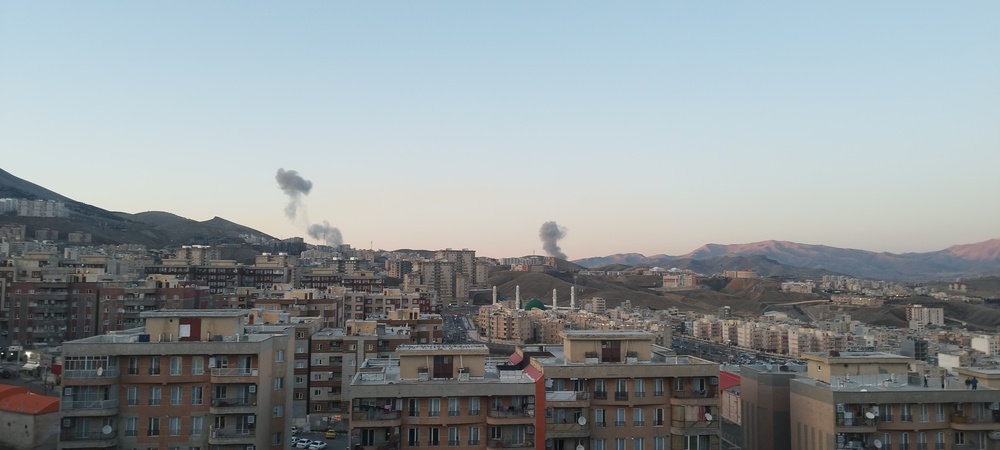 ۳ مرکز نظامی در سنندج مورد حمله قرار گرفت