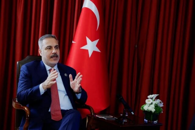 فیدان: تنگه هرمز به صورت مسالمت آمیز باز شود