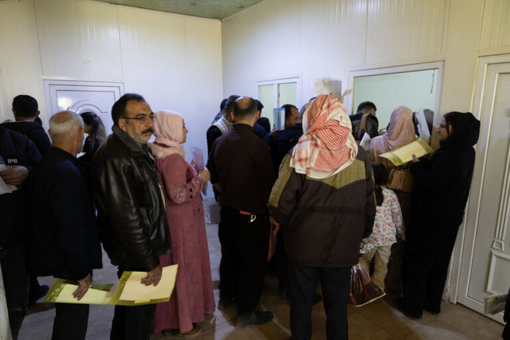 Registration of 300 Kurdish families without birth certificates in Kobani to obtain Syrian citizenship