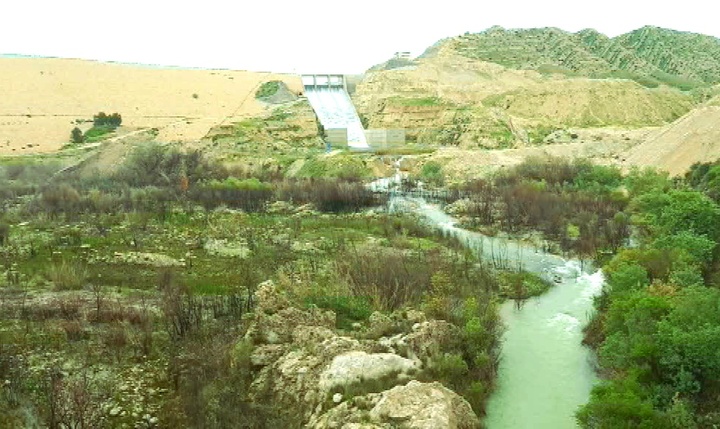 شرفشاه راه عبور عشایر را سد کرد