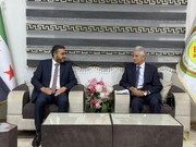 هیئت دولت موقت سوریه با احزاب و سازمان‌های سیاسی در قامشلو دیدار کرد