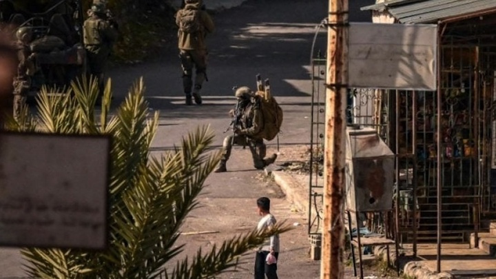 بازداشت یک غیرنظامی توسط نیروهای رژیم صهیونیستی در حومه قنیطره سوریه