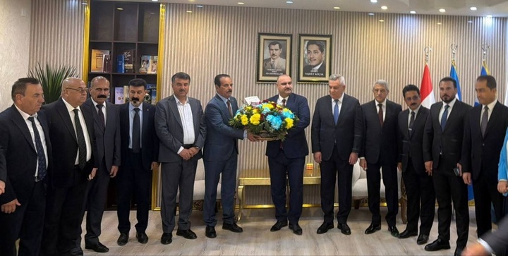 علیرغم مواضع رسانه‌ای درباره استانداری کرکوک؛ هیات حزب دمکرات به دیدار با استاندار جدید رفت