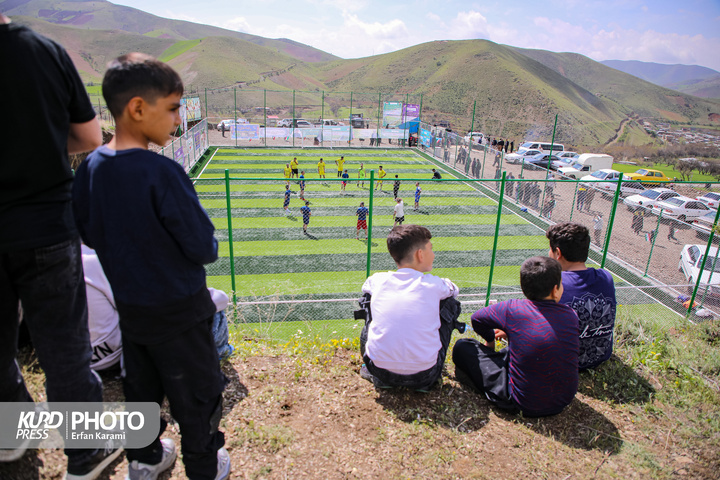 افتتاح زمین چمن مصنوعی روستای کیلانه / عکاس : عرفان کرمی