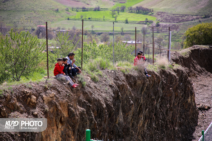 افتتاح زمین چمن مصنوعی روستای کیلانه / عکاس : عرفان کرمی