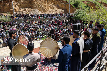 آیین سنتی_معنوی  کومسای در هورامان برگزار شد