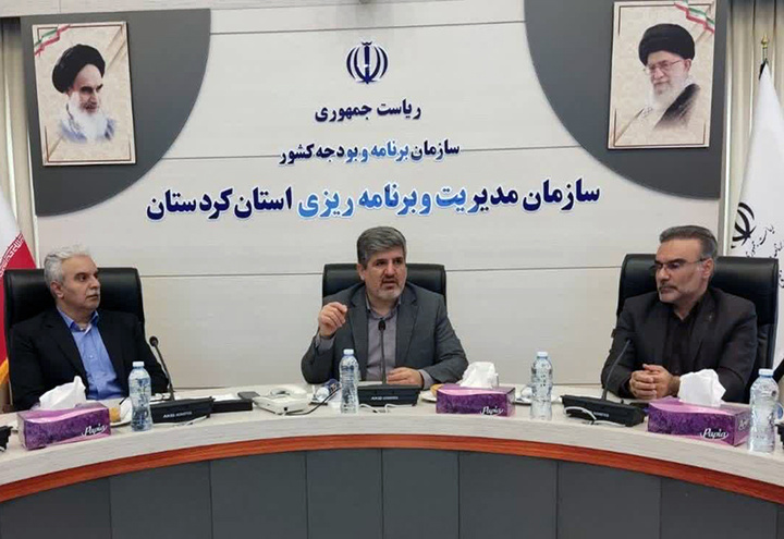 توسعه راه های روستایی و تکمیل پروژه های نیمه تمام از اولویت های استان است