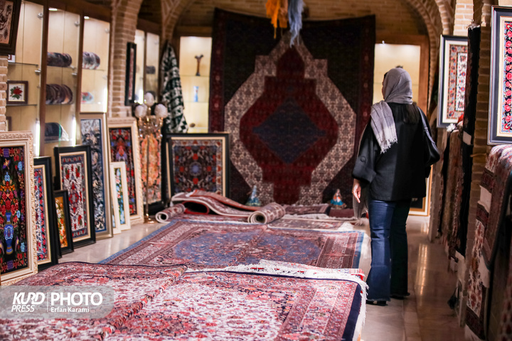 دومین نمایشگاه فرش دستباف (( گلاویژ سنه )) / عکاس : عرفان کرمی