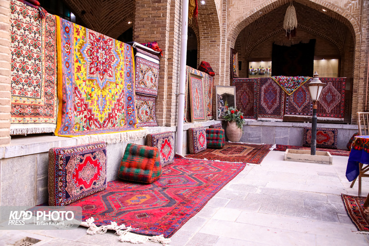 دومین نمایشگاه فرش دستباف (( گلاویژ سنه )) / عکاس : عرفان کرمی