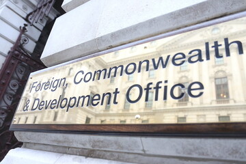 Why is London cautious about the future of Syrian Kurds?