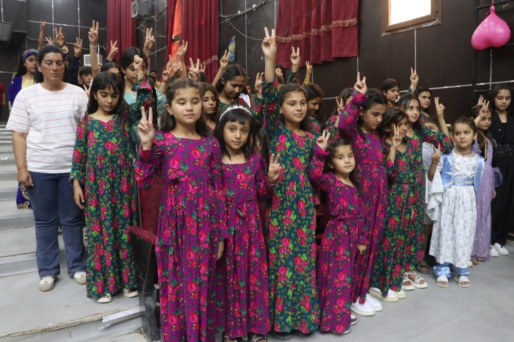 نخستین جشنواره تئاتر کودکان «هەوی» در کوبانی برگزار شد