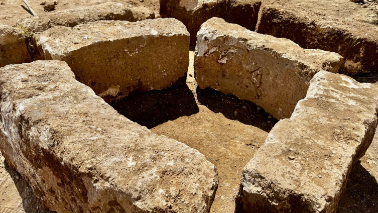 کشف کتیبه‌های ۱۳۰۰ ساله در ماردین؛ راز کلیسای گمشده سریانی در قلب ماردین