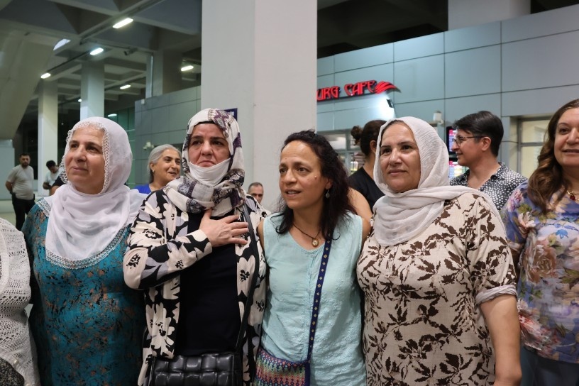 آزادی زن عضو PKK پس از ۳۰ سال حبس؛ ما هنوز به صلح ایمان داریم