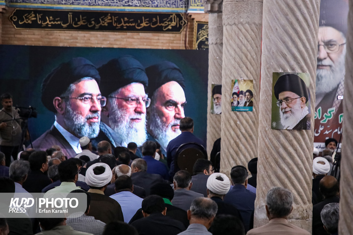 مراسم گرامیداشت رهبر شهید انقلاب در سنندج / عکاس :عرفان کرمی