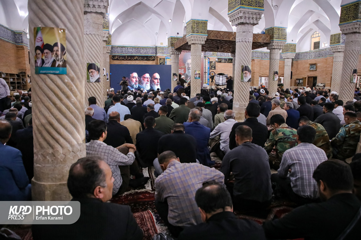 مراسم گرامیداشت رهبر شهید انقلاب در سنندج / عکاس :عرفان کرمی