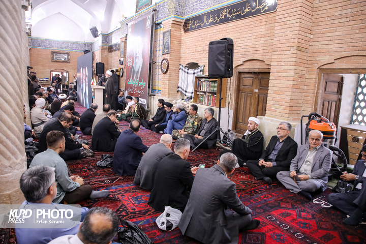 مراسم گرامیداشت رهبر شهید انقلاب در سنندج / عکاس :عرفان کرمی
