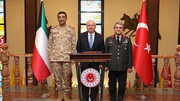 Turkish Defense Minister Meets with Kuwaiti Army Chief of Staff