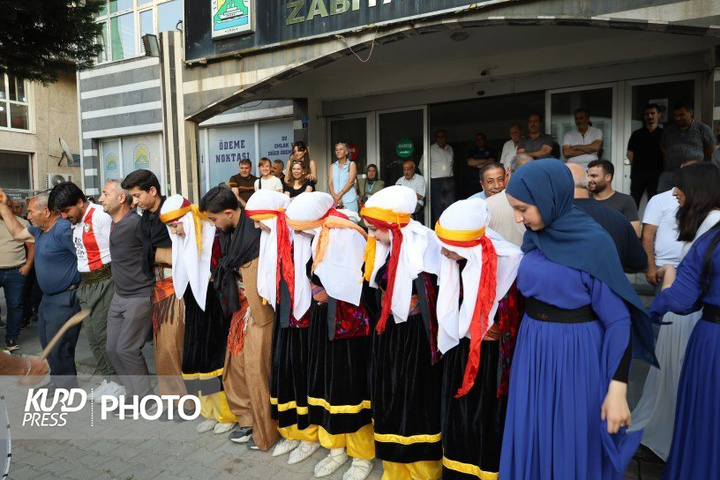 جشنواره تتوان با تأکید بر فرهنگ کردی و حمایت از روند صلح آغاز شد