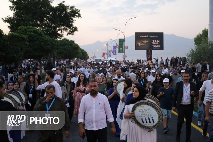 جشنواره تتوان با تأکید بر فرهنگ کردی و حمایت از روند صلح آغاز شد