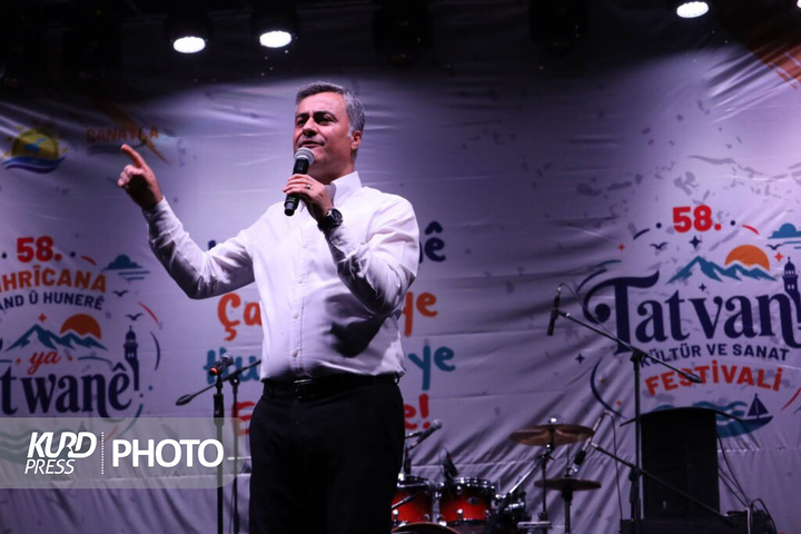 جشنواره تتوان با تأکید بر فرهنگ کردی و حمایت از روند صلح آغاز شد