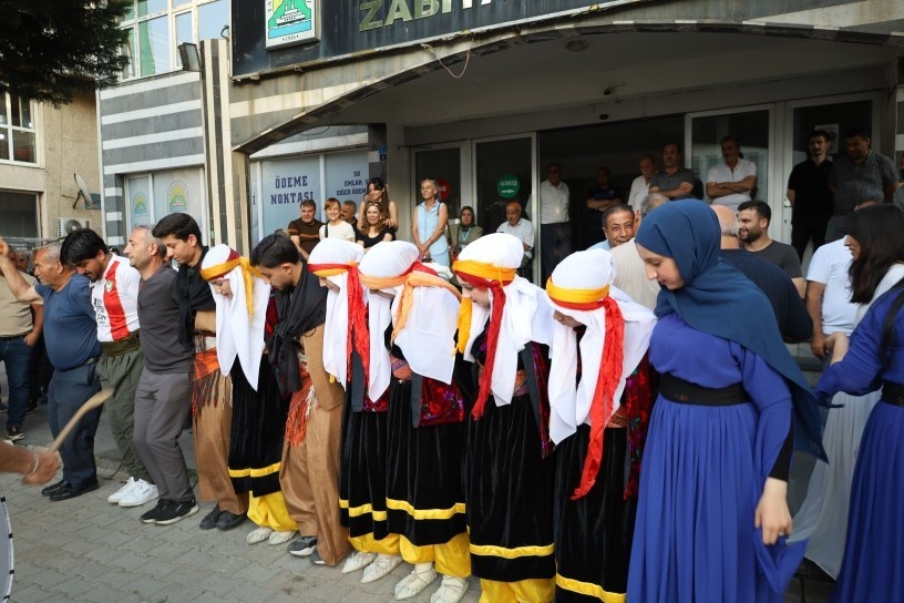 آغاز پنجاهوهشتمین جشنواره تتوان با تأکید بر حمایت از روند صلح