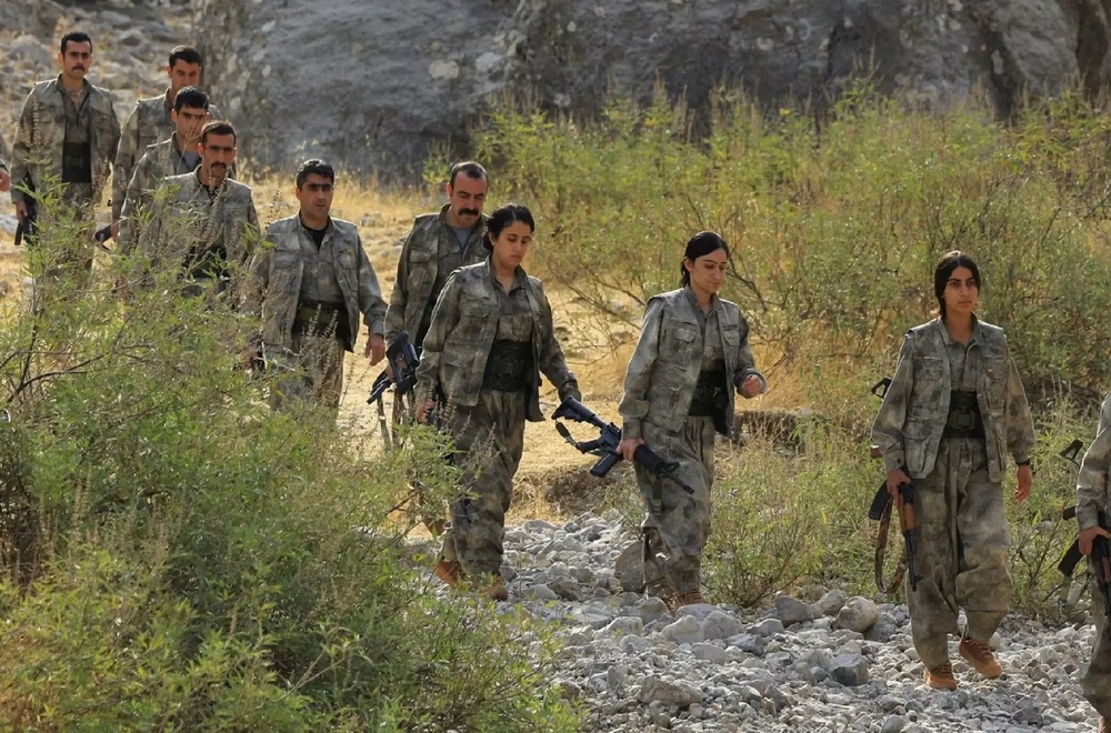 پەکەکە ۸۱ پێگەی سەر سنووری تورکیای چۆڵکرد