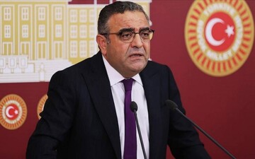 سزگین تانریکولو: با وجود انتقادها به «قانون چارچوب» رأی مثبت می‌دهم