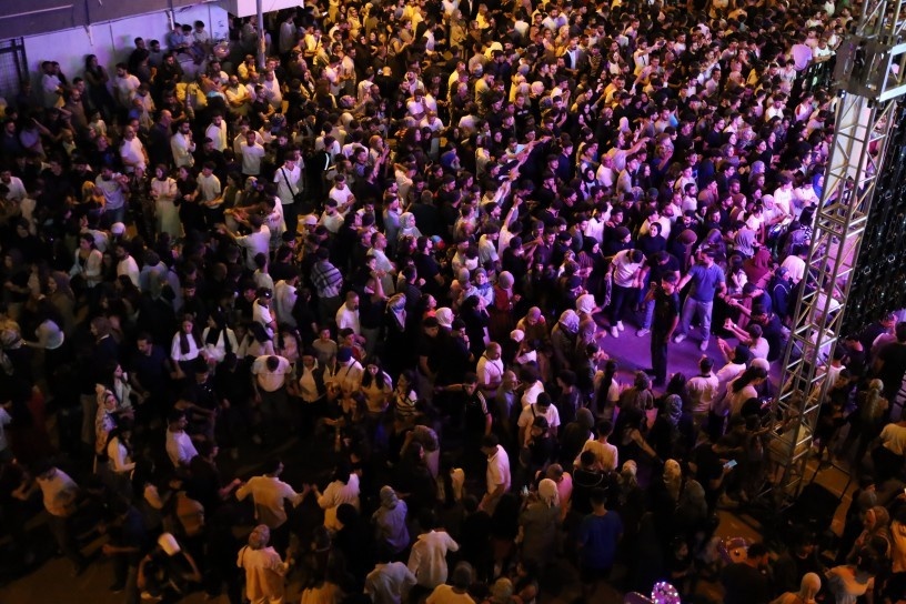 جشنواره «کوخ» پس از ۱۲ سال به گیم‌گیم بازگشت؛ از موسیقی کردی تا یادبود اکین وان + فیلم