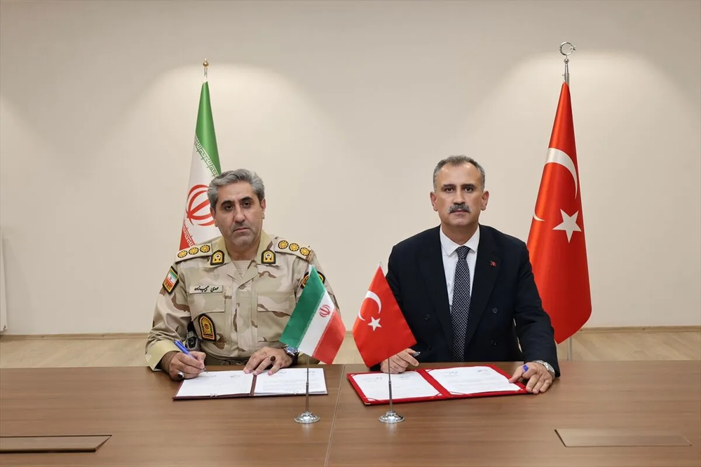 Iran-Turkey border talks on combating illegal immigration and drug trafficking