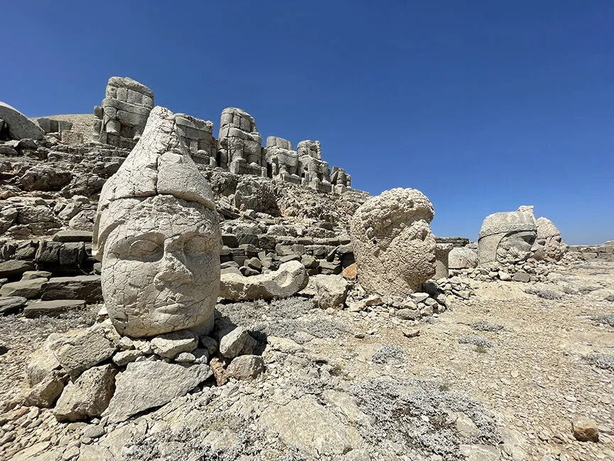 تماشای طلوع و غروب زیبای خورشید در کوه نمرود + تصاویر