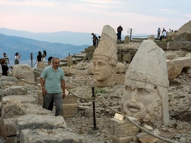 تماشای طلوع و غروب زیبای خورشید در کوه نمرود + تصاویر