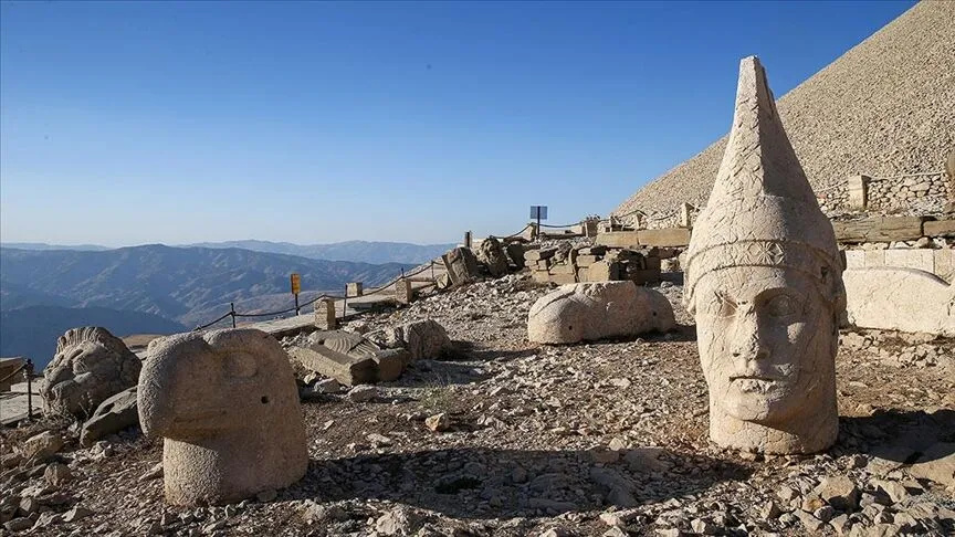 تماشای طلوع و غروب زیبای خورشید در کوه نمرود + تصاویر
