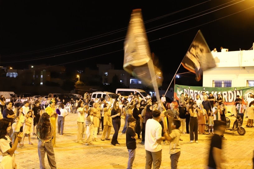 جشن و پایکوبی جوانان ماردین به مناسبت پانزدهم آگوست؛ زبان ما حافظه ماست + فیلم