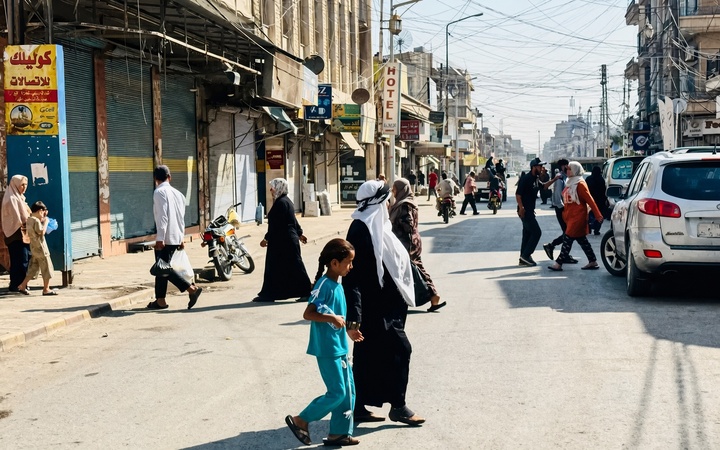 قامشلو در میانه تغییر قدرت و آینده‌ای نامعلوم؛ آرامش شکننده در مناطق کُردنشین سوریه