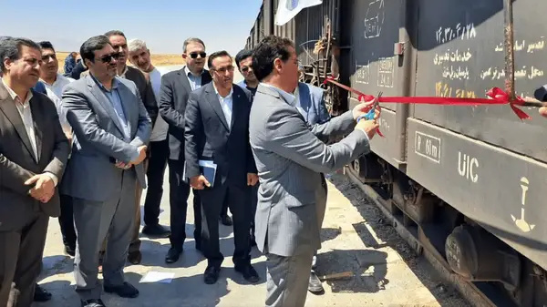 ترانزیت ریلی نفت عراق به ترکیه و افغانستان از طریق ایران آغاز شد