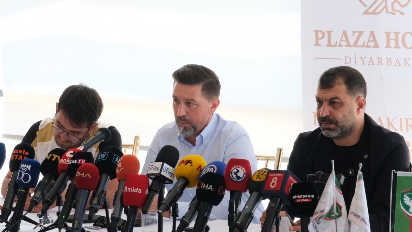سرمربی آمداسپور: ما ستاره نمی خواهیم؛ بازیکن جنگجو و با انگیزه میخواهیم