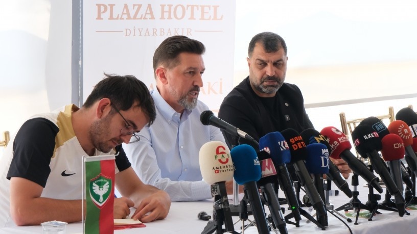 سرمربی آمداسپور: ما ستاره نمی خواهیم؛ بازیکن جنگجو و با انگیزه می‌خواهیم