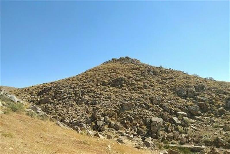 تپه تاریخی «قالابلاغی» تكاب ثبت ملی شد