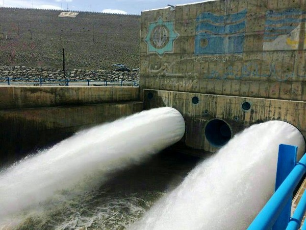 رهاسازی 6 میلیارد مترمکعب آب سدهای آذربایجان غربی به دریاچه ارومیه