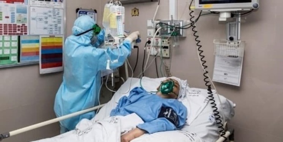 بیمارستان مهاباد سومین دستگاه اکسیژن ساز را برای مواقع بحرانی نصب کرد