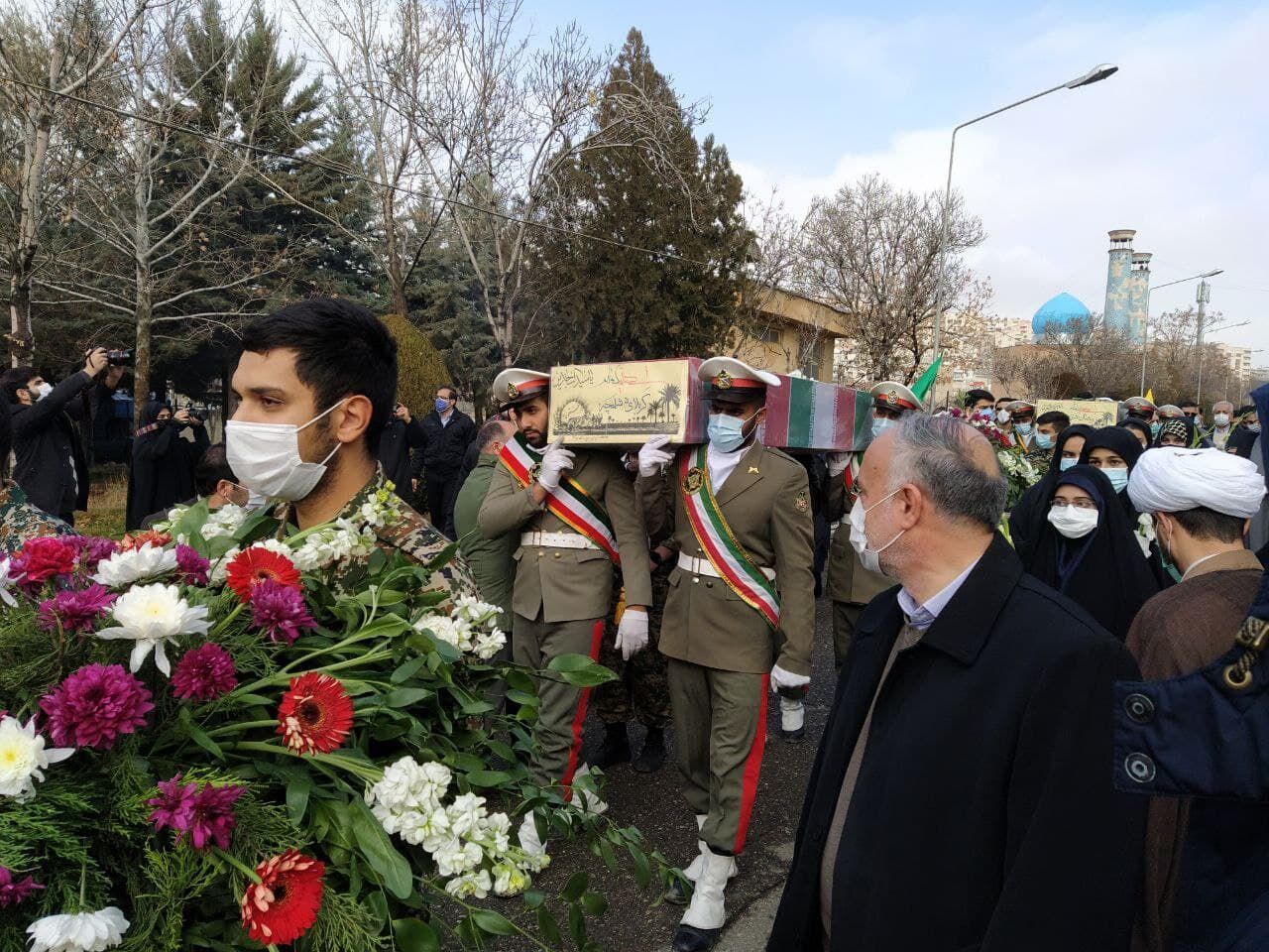 پیکر ۲ شهید گمنام در دانشگاه فرهنگیان کردستان تشییع و تدفین شد