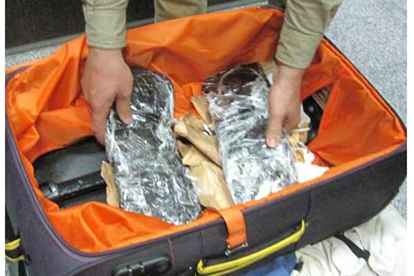 جاسازی 16 کیلوگرم مواد مخدر در چمدان مسافری در خوی