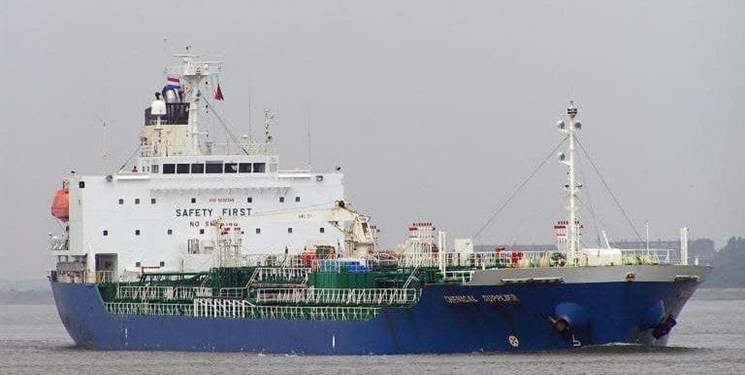 توقیف کشتی کره‌ای بدلیل ایجاد آلودگی در خلیج فارس