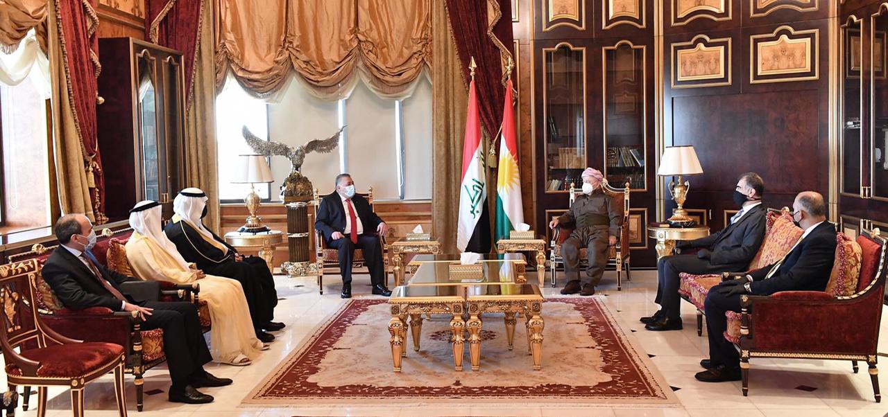 Masoud Barzani meets Arab Consuls, calls for dialogue between Erbil and Baghdad