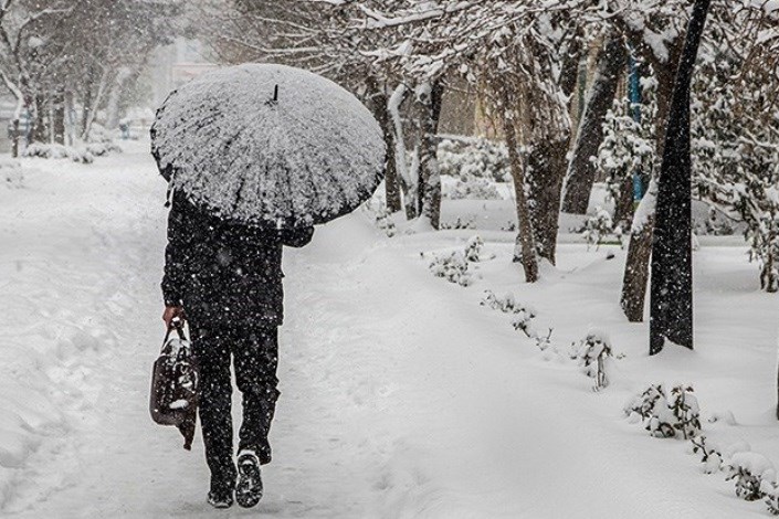 برف و باران در راه آذربایجان غربی/پیش بینی وزش باد شدید