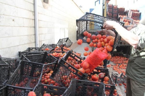 جاسازی تریاک داخل بار گوجه فرنگی در ارومیه ناکام ماند