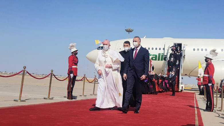 پاپ وارد فرودگاه بین المللی بغداد شد