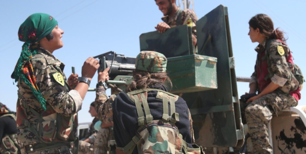 یگان های زنان کرد سوریه نقش مهمی در مبارزه با داعش داشتند